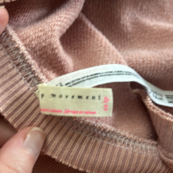 Free People Reversible Pale Pink Sweatshirt with Tie Detail S XS! - Picture 3 of 3
